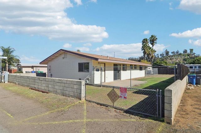 8727 Cottonwood Ave, Santee, CA 92071