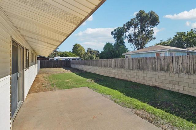 8727 Cottonwood Ave, Santee, CA 92071