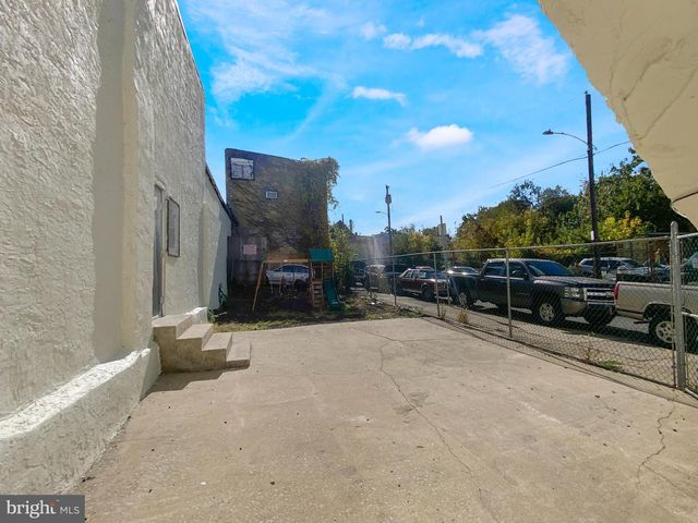 2642 W HUNTINGDON ST, Philadelphia, PA 19132