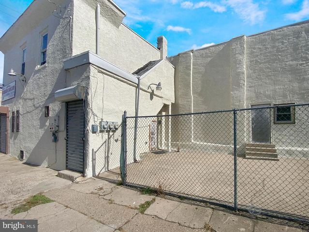 2642 W HUNTINGDON ST, Philadelphia, PA 19132