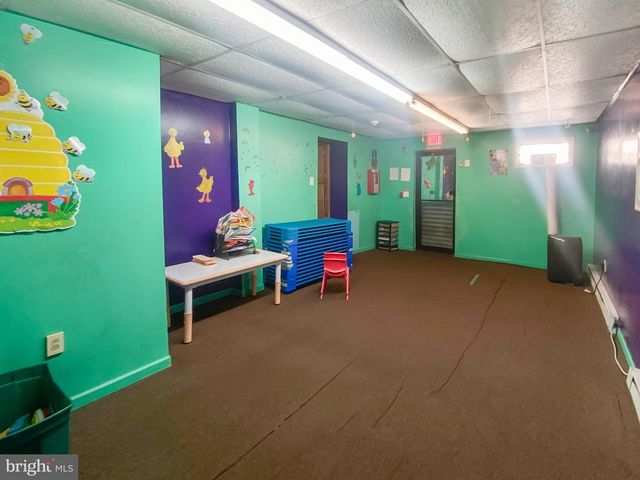 2642 W HUNTINGDON ST, Philadelphia, PA 19132