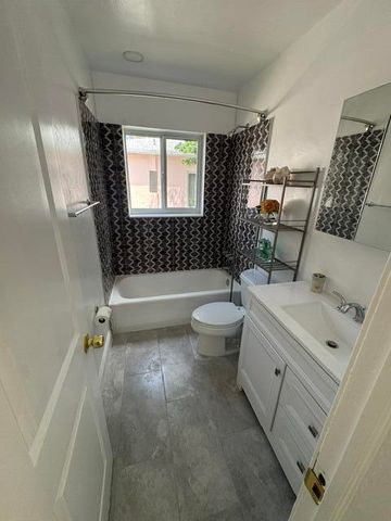 1507 Hayes Street, Hollywood, FL 33020