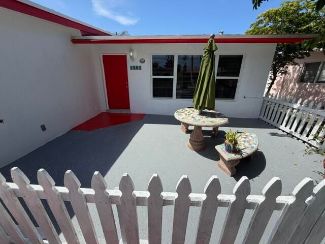 1507 Hayes Street, Hollywood, FL 33020