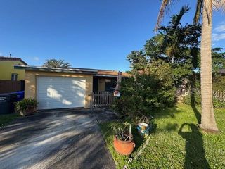 1507 Hayes Street, Hollywood, FL 33020