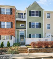 20113 LOCUSTDALE DR #304, Germantown, MD 20876