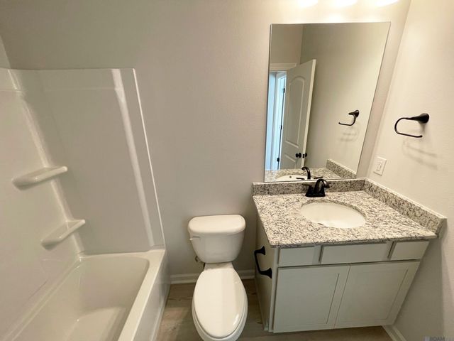 32514 White Bloom Ln, Walker, LA 70785