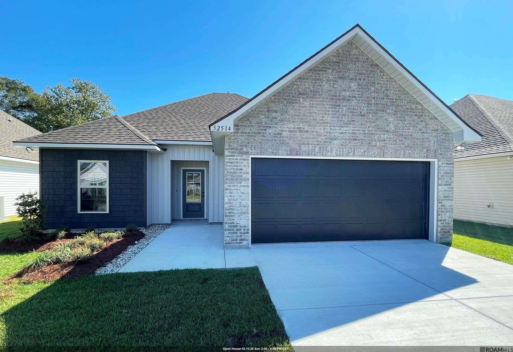 32514 White Bloom Ln, Walker, LA 70785