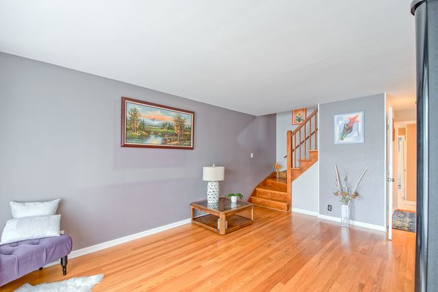 4824 N Natchez Avenue, Chicago, IL 60656