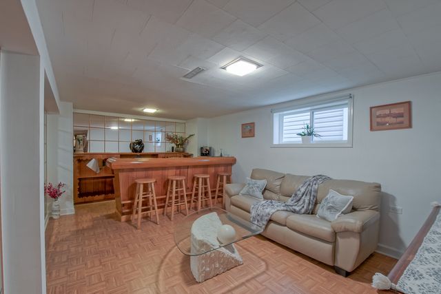 4824 N Natchez Avenue, Chicago, IL 60656