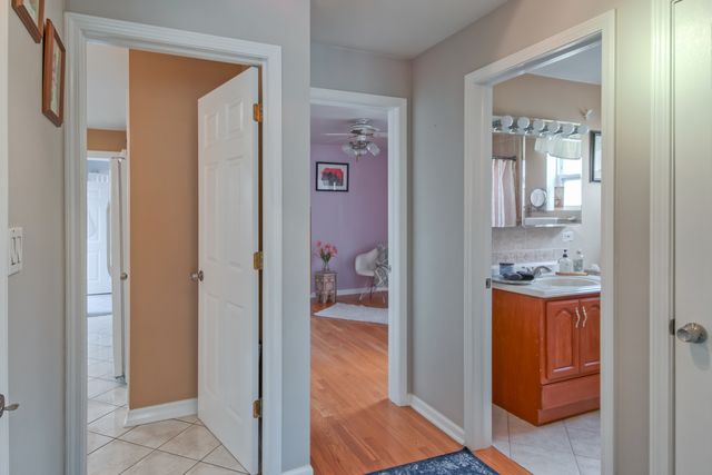 4824 N Natchez Avenue, Chicago, IL 60656