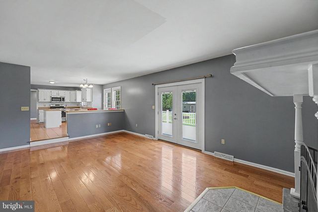 151 STRICKLER RUN DR, Columbia, PA 17512
