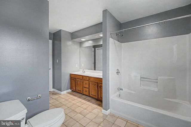 151 STRICKLER RUN DR, Columbia, PA 17512