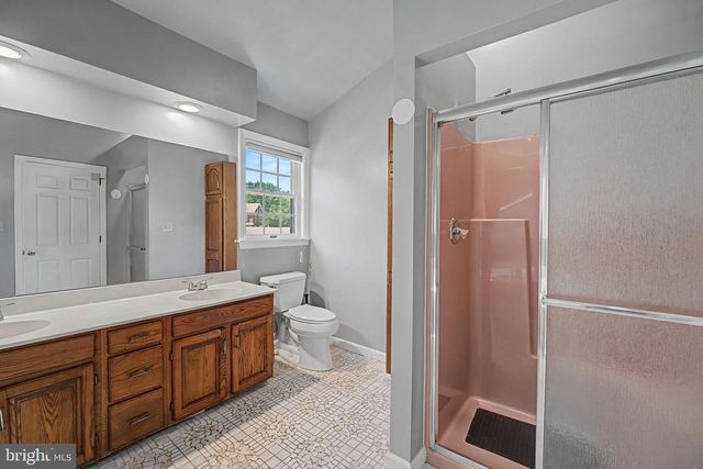 151 STRICKLER RUN DR, Columbia, PA 17512