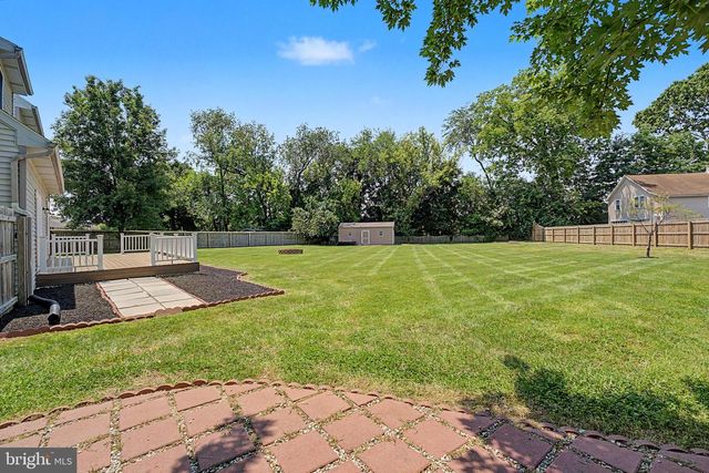 151 STRICKLER RUN DR, Columbia, PA 17512