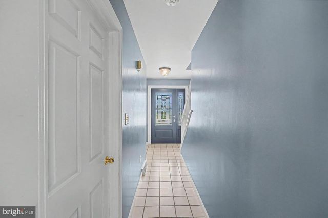 151 STRICKLER RUN DR, Columbia, PA 17512