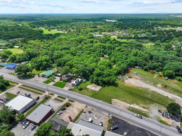 2514 W Morton Street, Denison, TX 75020