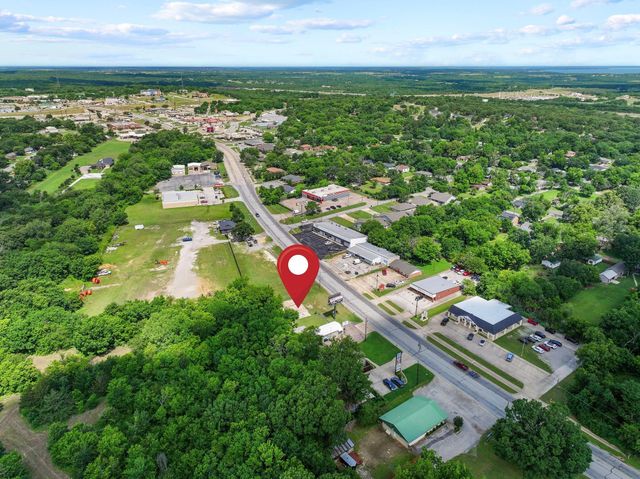 2514 W Morton Street, Denison, TX 75020