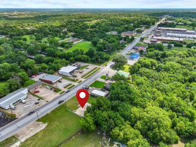 2514 W Morton Street, Denison, TX 75020