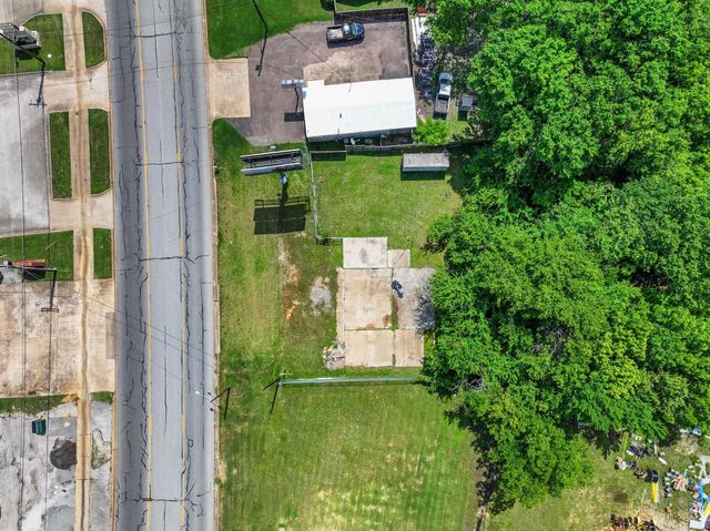 2514 W Morton Street, Denison, TX 75020