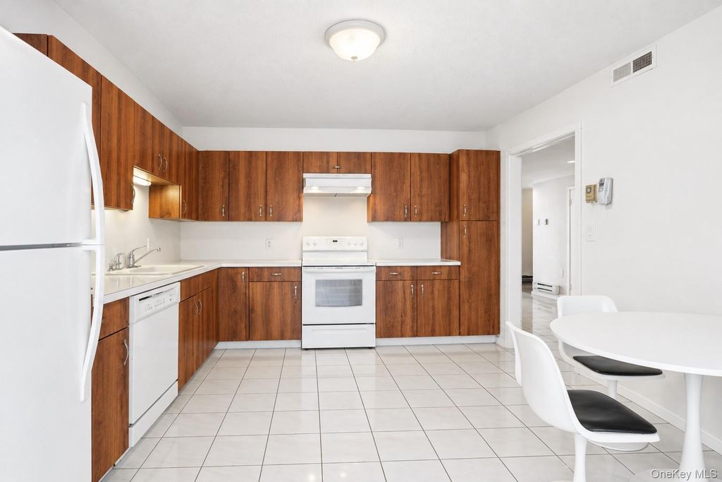 966 Heritage Hills Drive C, Somers, NY 10589 — photo 4