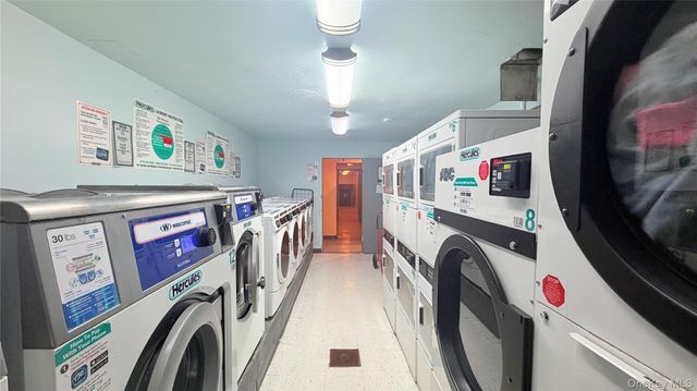 13870 Elder Avenue 4S, Flushing, NY 11355