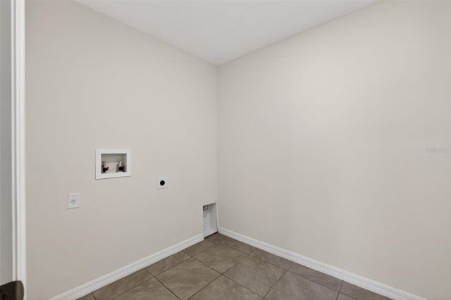 451 SUNLIT CORAL STREET, Ruskin, FL 33570