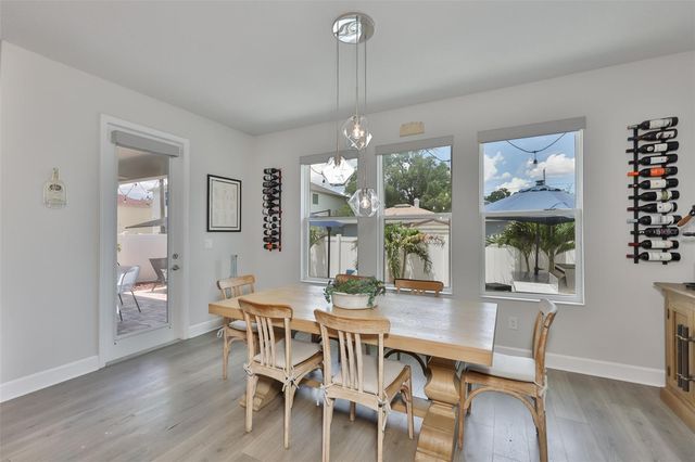 2407 W GRAY STREET, Tampa, FL 33609