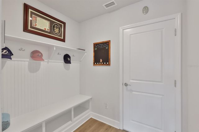 2407 W GRAY STREET, Tampa, FL 33609