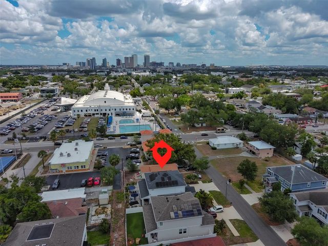 2407 W GRAY STREET, Tampa, FL 33609