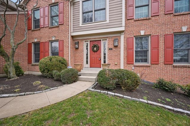 483 Vista Glen Drive, Springdale, OH 45246