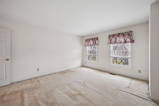 483 Vista Glen Drive, Springdale, OH 45246