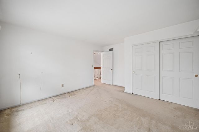 483 Vista Glen Drive, Springdale, OH 45246