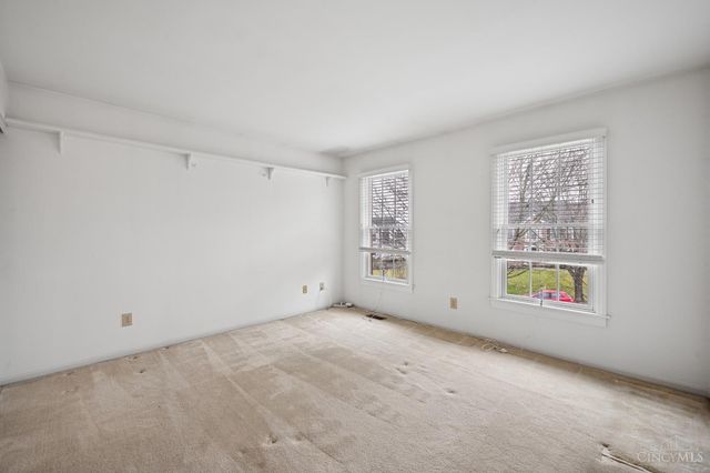 483 Vista Glen Drive, Springdale, OH 45246