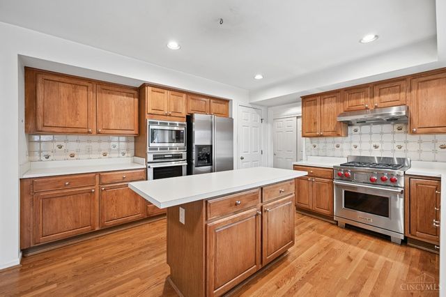 483 Vista Glen Drive, Springdale, OH 45246