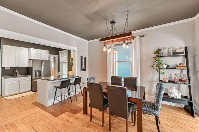 3054 N Newhall STREET, Milwaukee, WI 53211