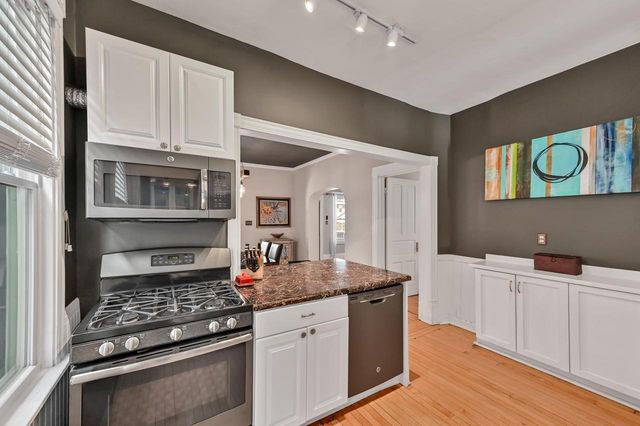 3054 N Newhall STREET, Milwaukee, WI 53211