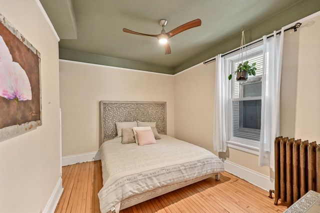 3054 N Newhall STREET, Milwaukee, WI 53211