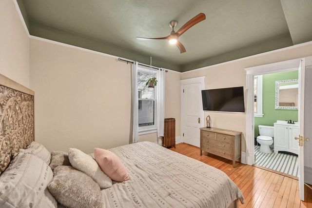 3054 N Newhall STREET, Milwaukee, WI 53211