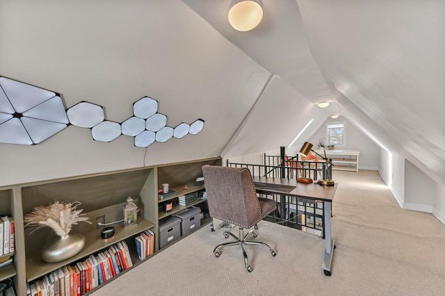 3054 N Newhall STREET, Milwaukee, WI 53211