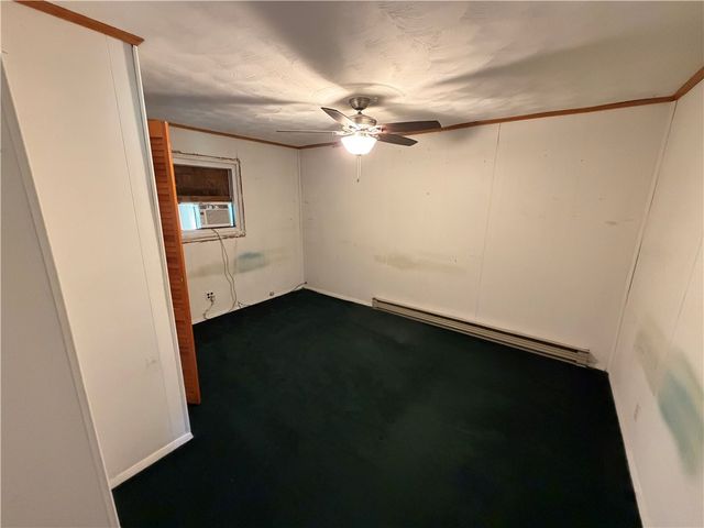 112 Schoolhouse Rd, Jefferson Twp, PA 15442