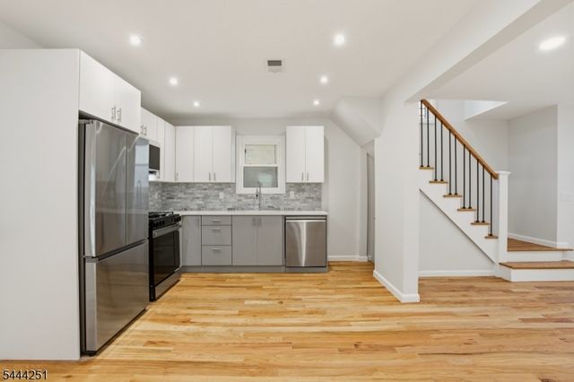 444 Joralemon St, Belleville Twp., NJ 07109
