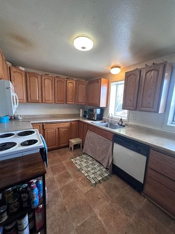 1452 LACEY STREET, Fairbanks, AK 99701