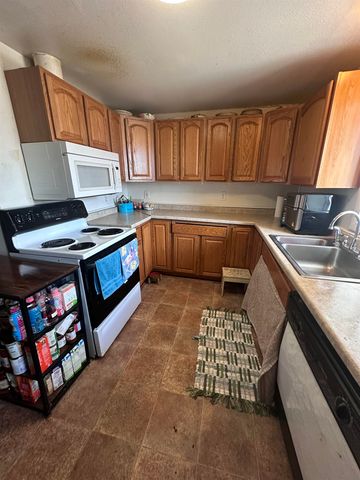 1452 LACEY STREET, Fairbanks, AK 99701