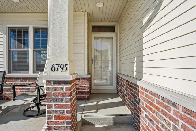 6795 Village Walk Lane, Deforest, WI 53532