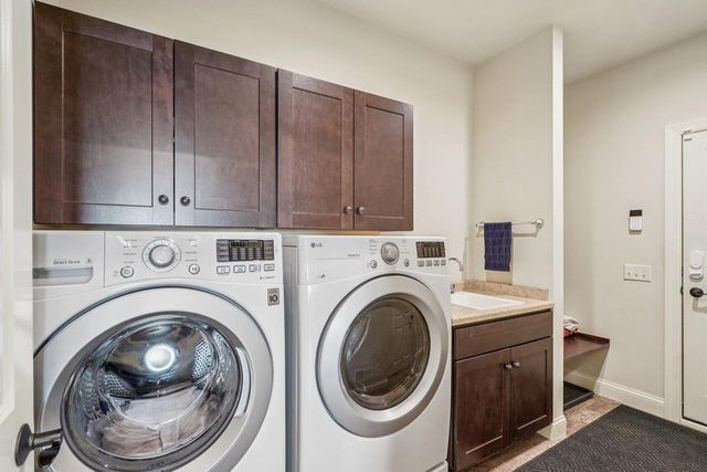 6795 Village Walk Lane, Deforest, WI 53532