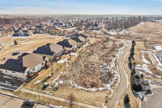 6795 Village Walk Lane, Deforest, WI 53532