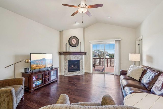 6795 Village Walk Lane, Deforest, WI 53532