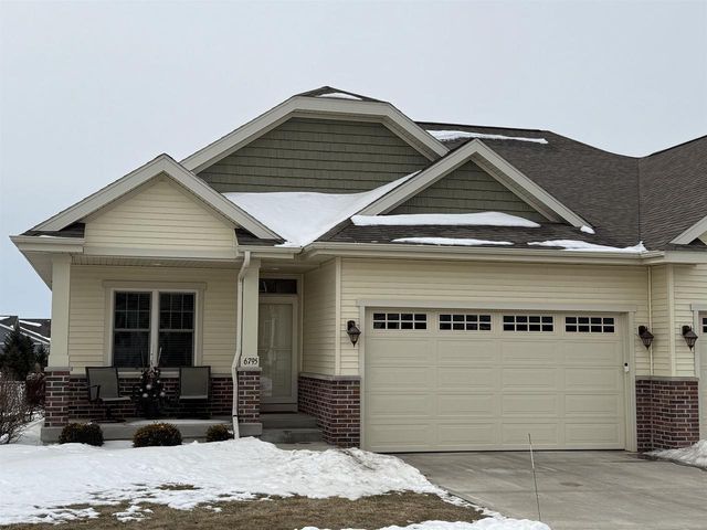 6795 Village Walk Lane, Deforest, WI 53532
