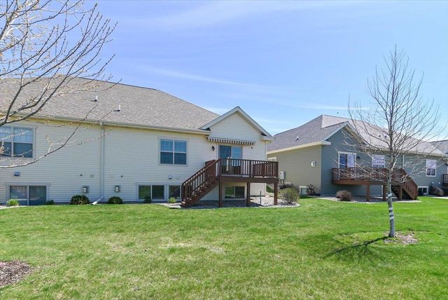 6795 Village Walk Lane, Deforest, WI 53532