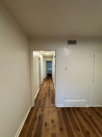 5128 Ira Street, Haltom City, TX 76117